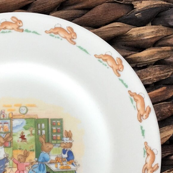 Royal Doulton Bunnykins Plate in Kitchen Scene Pattern - Picture 6 of 8